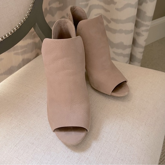 Antonio Melani Bootie - Chrisi - Dina Taupe - Picture 3 of 11